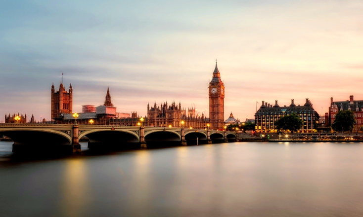 Londres avec une baby-sitter bilingue