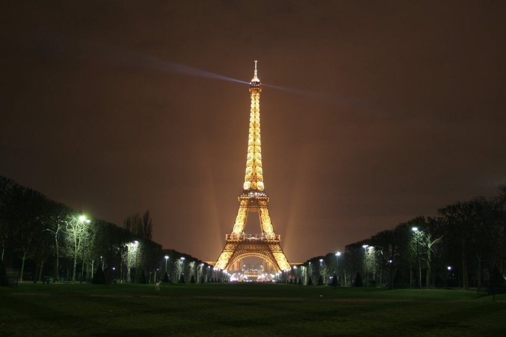 Paris couvre feu