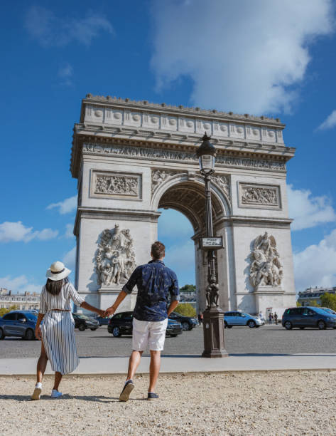 baby-sitter Paris Arc de Triomphe
