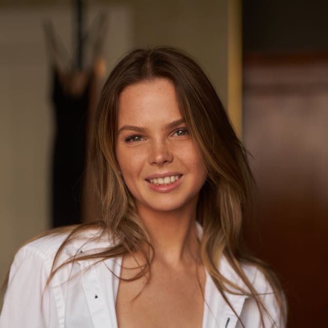 Sandra R.