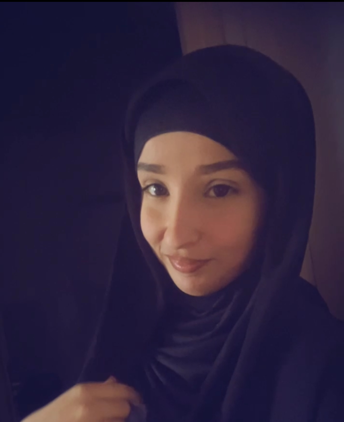 Yasmine B.