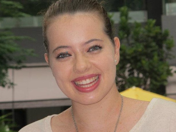 Lysiane D.